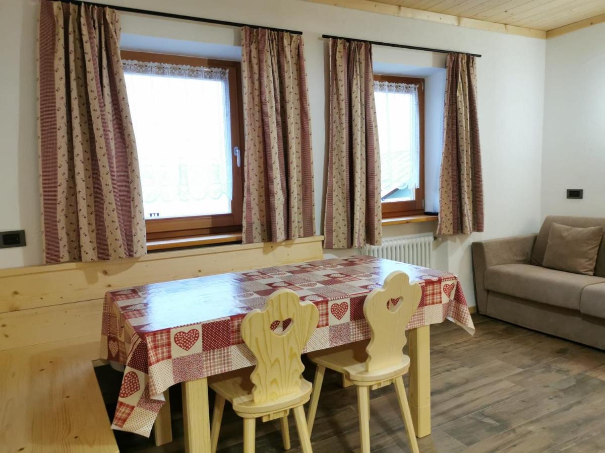 App Col Di Lana - Agriturismo La Majon Da Col Colle Santa Lucia Exteriör bild